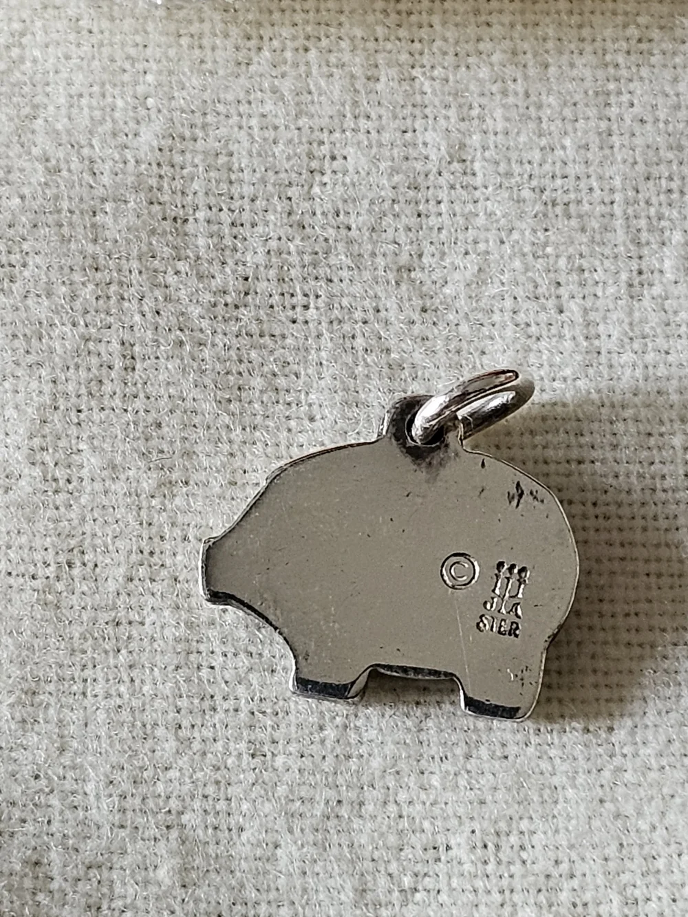 James Avery rerired james